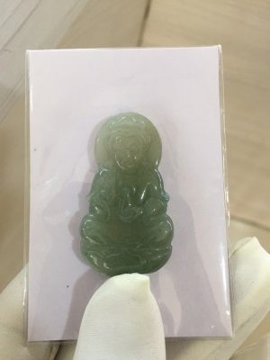 佘太翠佘太玉纯天然吊坠淡斑美玉