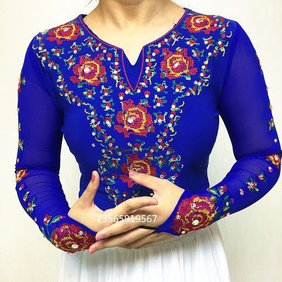 新疆服装舞蹈女衣服T恤长袖练功服广场舞饭店新款钻麦西莱依民族