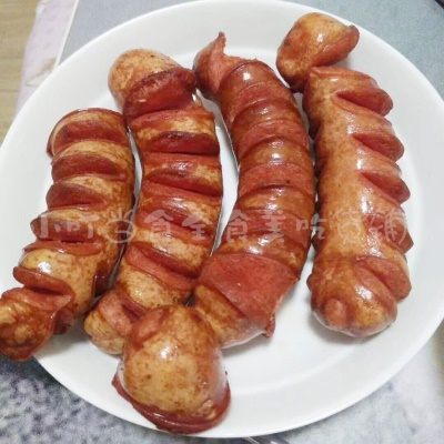东北特产炸粉肠 烤冷面肠 炸串肠带烧烤料 实蛋烧烤炸肠22根包邮