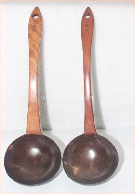 两个粥勺(柄长28cm)