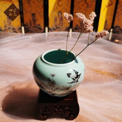 湖绿花鸟纹荷花缸