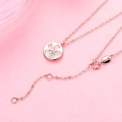 项链长度为40-45厘米之间可调节